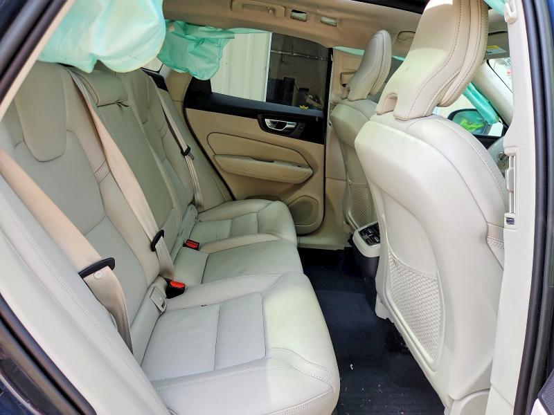 2022 VOLVO XC60 B6 INSCRIPTION — Фото 11 из 13