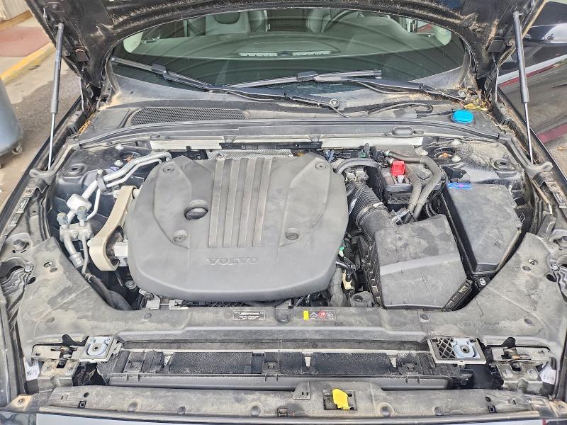 7JRL12FZ7NG160260 2022 VOLVO S60 photo no. 11