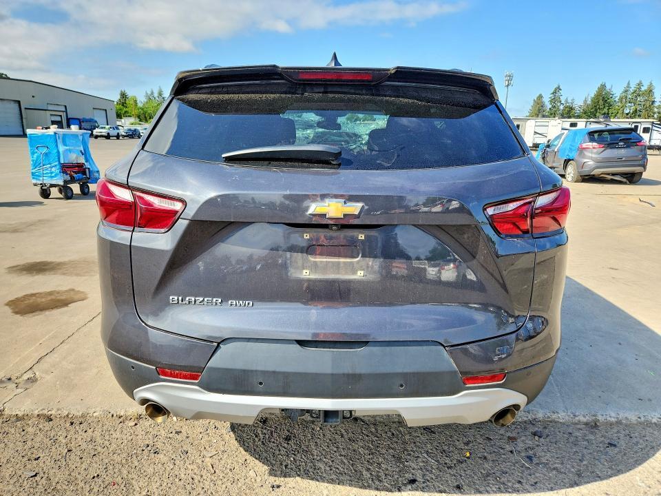 2021 CHEVROLET BLAZER 2LT — Фото 6 из 12