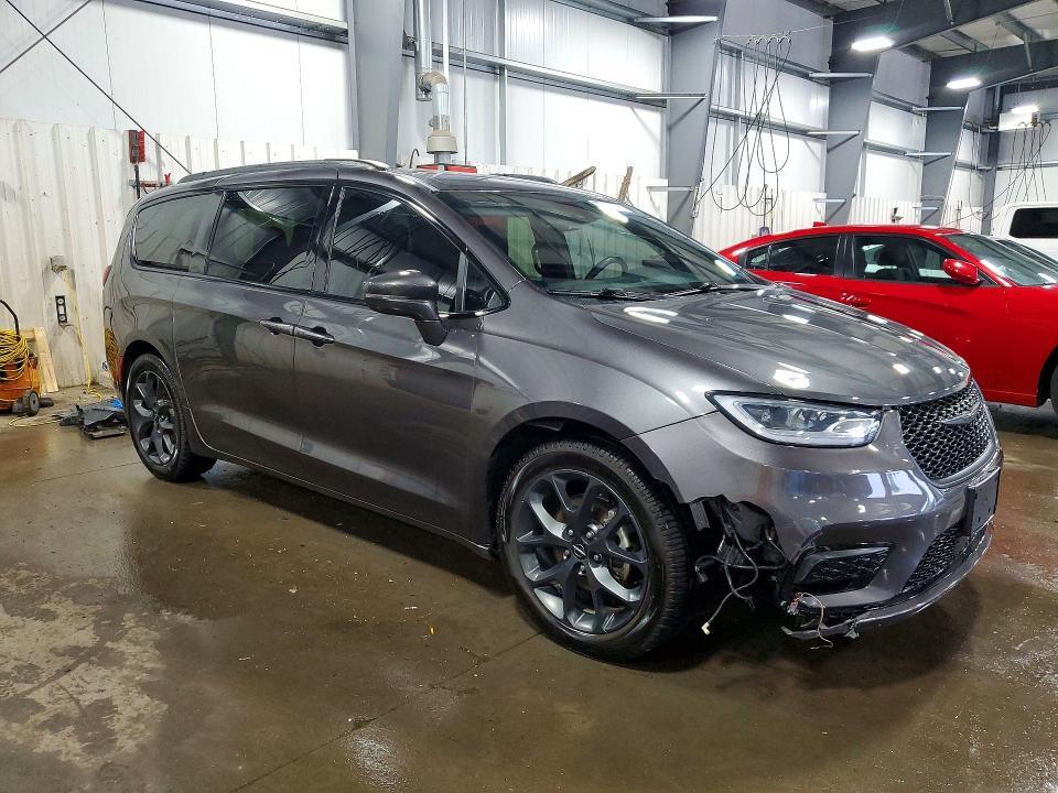 2021 CHRYSLER PACIFICA TOURING L — Фото 4 из 13