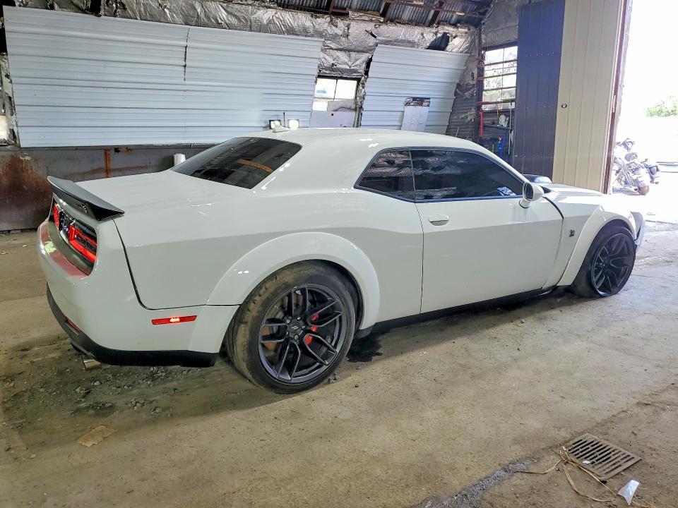 2021 DODGE CHALLENGER R — Фото 3 из 12