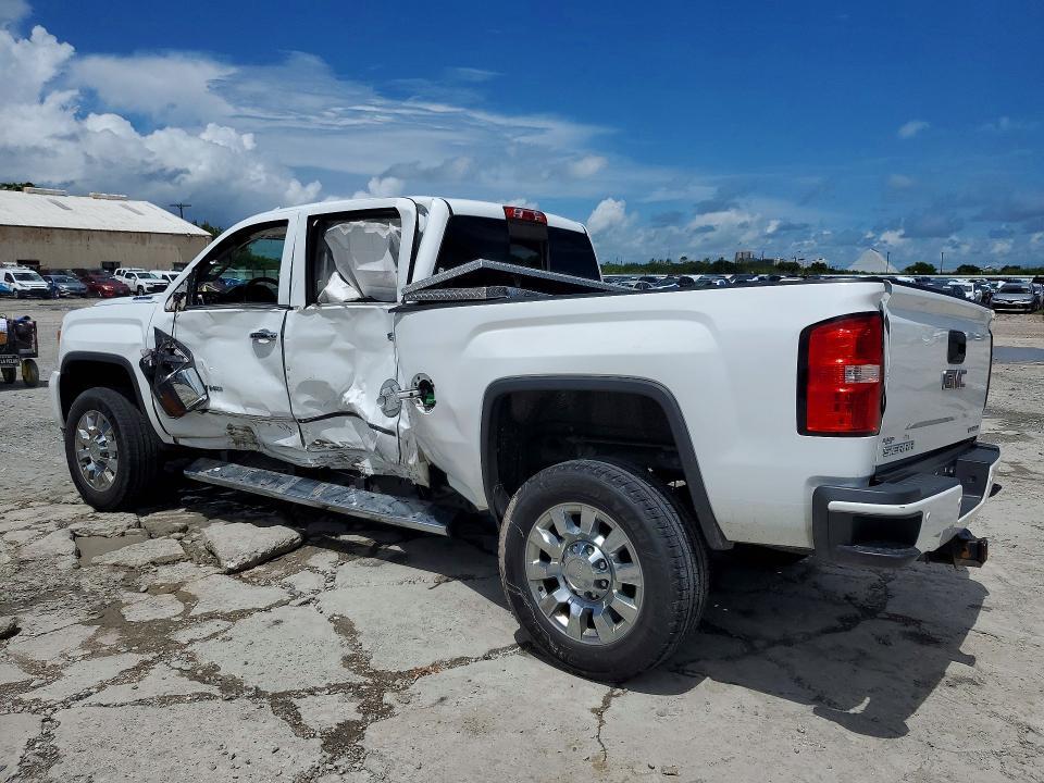 2019 GMC SIERRA K2500 DENALI — Фото 2 из 12