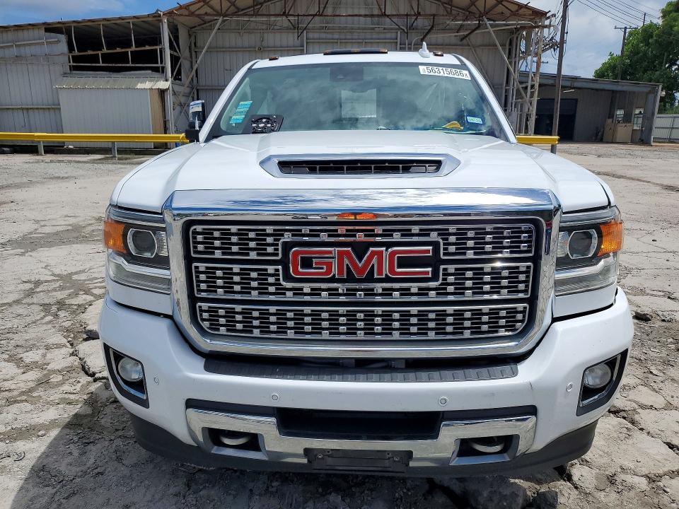 2019 GMC SIERRA K2500 DENALI — Фото 5 из 12