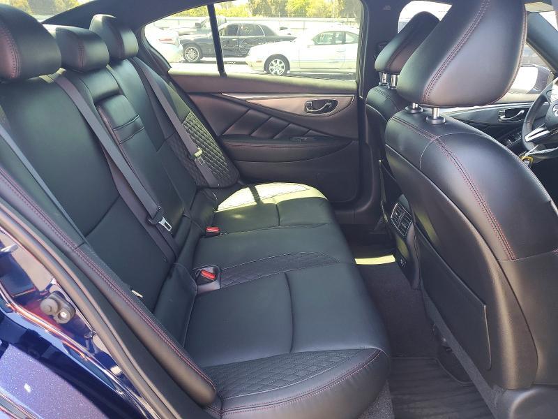 2021 INFINITI Q50 RED SPORT 400 — Фото 10 из 13