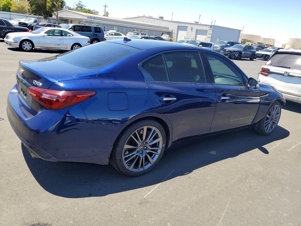 2021 INFINITI Q50 RED SPORT 400 — Фото 3 из 13