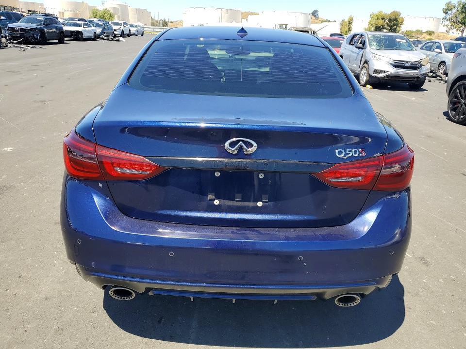 2021 INFINITI Q50 RED SPORT 400 — Фото 6 из 13