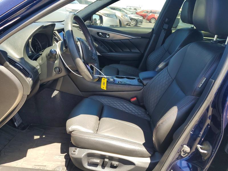 2021 INFINITI Q50 RED SPORT 400 — Фото 7 из 13