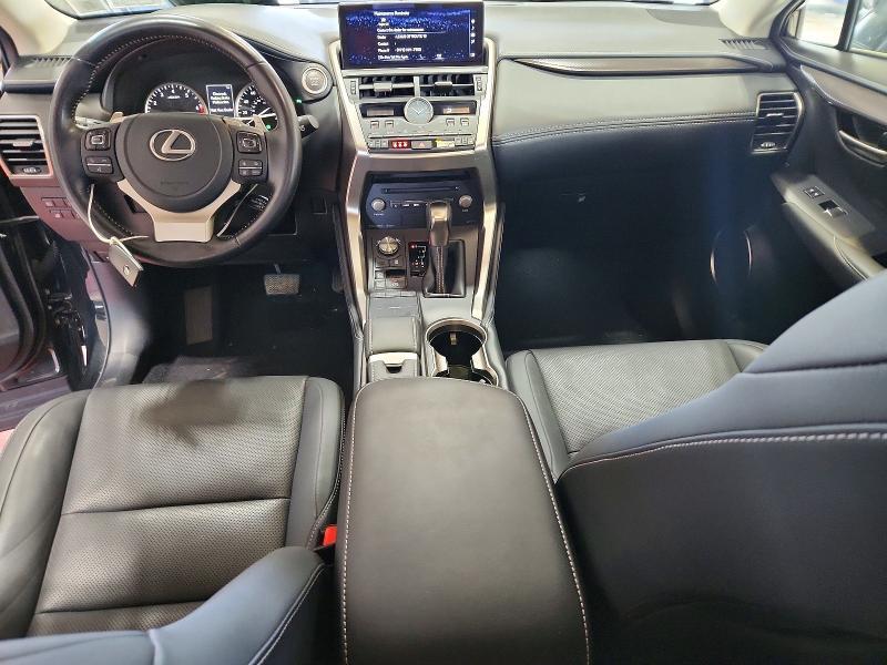 2021 LEXUS NX 300 BASE — Фото 8 из 13