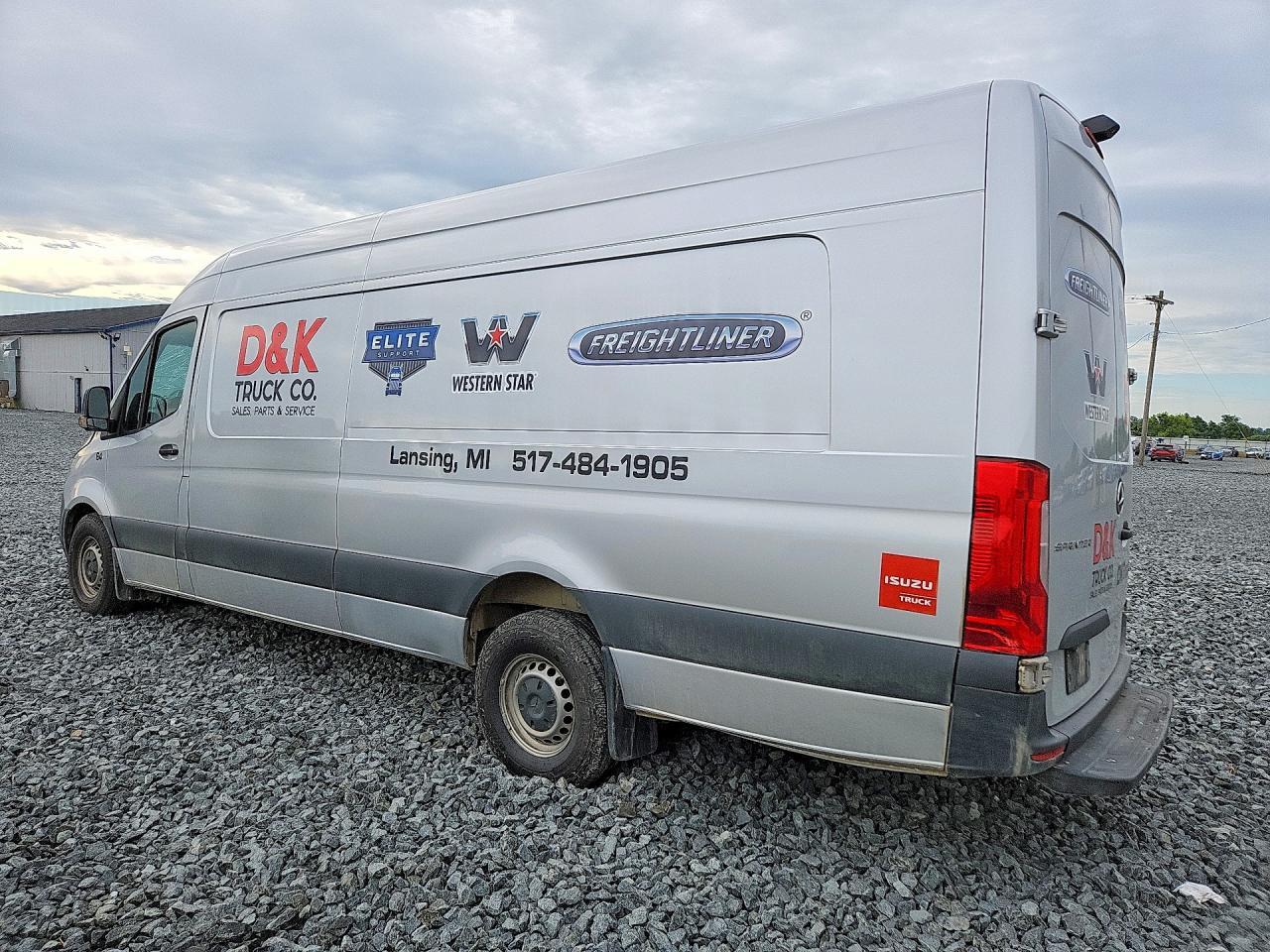 W1Y4EDHY4MT067804 2021 MERCEDES-BENZ SPRINTER photo no. 2