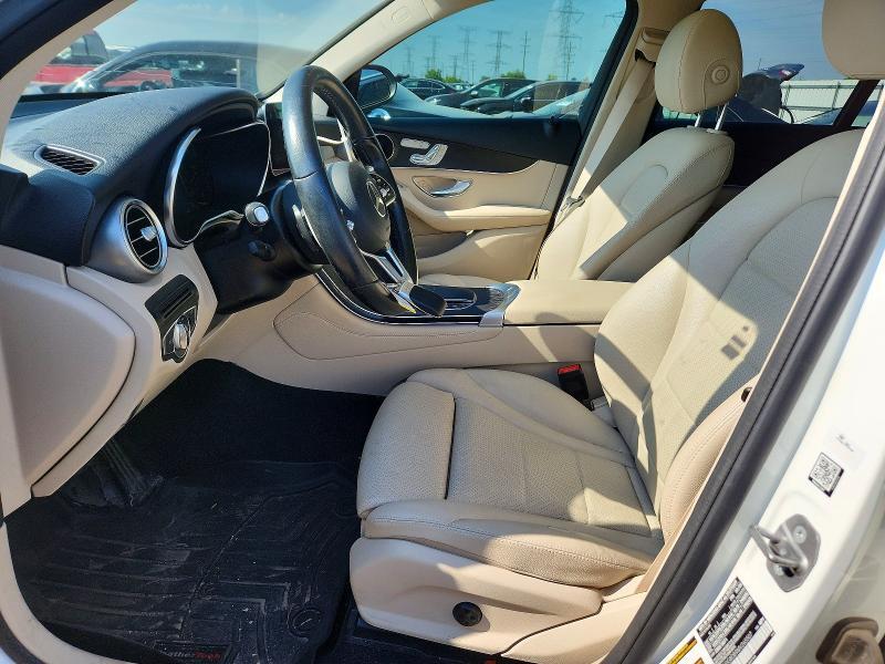 2021 MERCEDES-BENZ GLC 300 — Фото 7 из 12