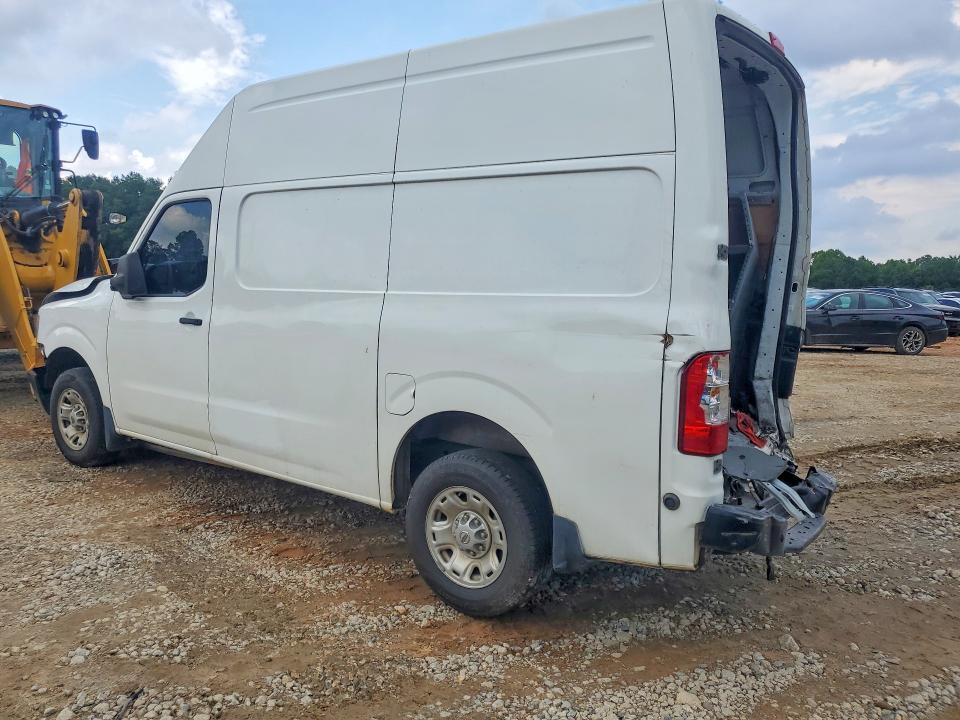 2021 NISSAN NV 2500 HD SV — Фото 2 из 13