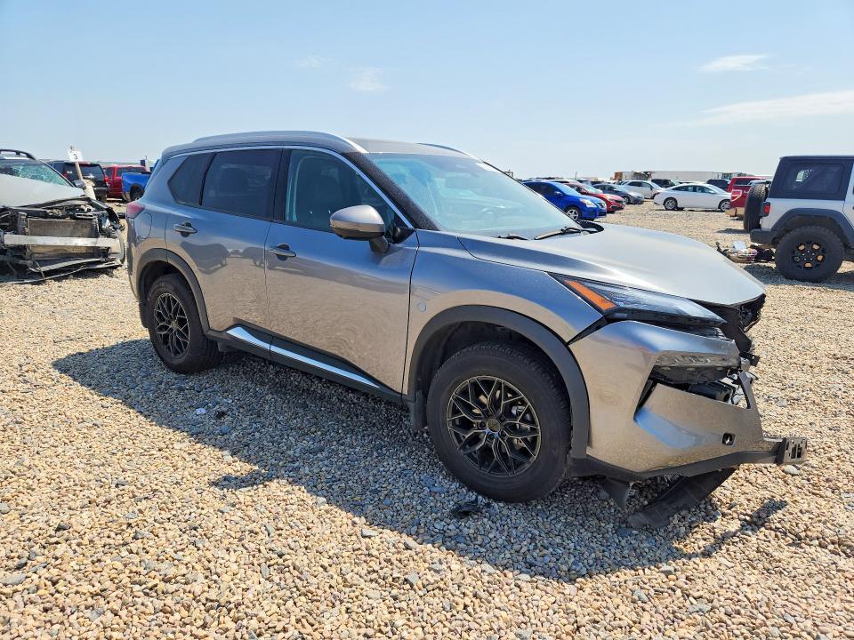 2021 NISSAN ROGUE SL — Фото 4 из 13