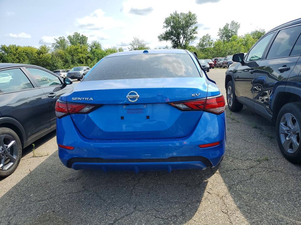 2021 NISSAN SENTRA SV — Фото 6 из 13