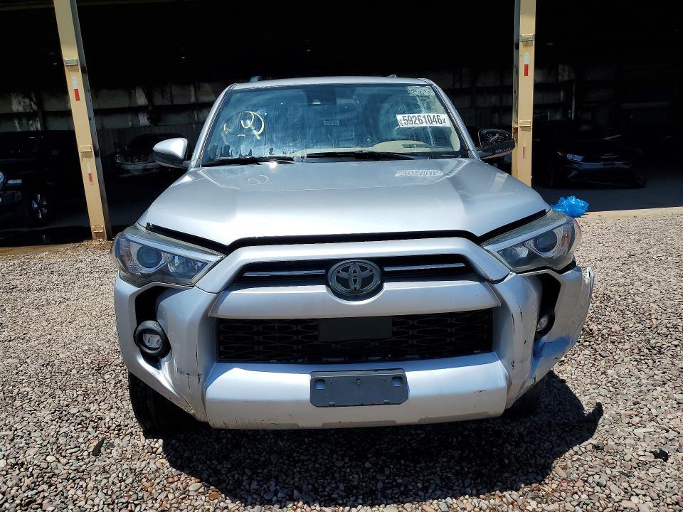 2021 TOYOTA 4RUNNER — Фото 5 из 13