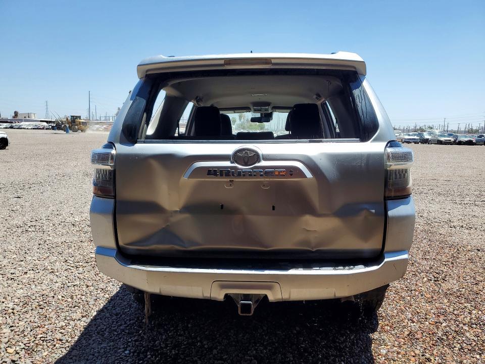 2021 TOYOTA 4RUNNER — Фото 6 из 13