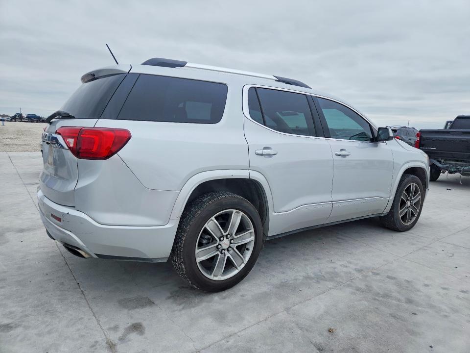 2019 GMC ACADIA DENALI — Фото 3 из 14