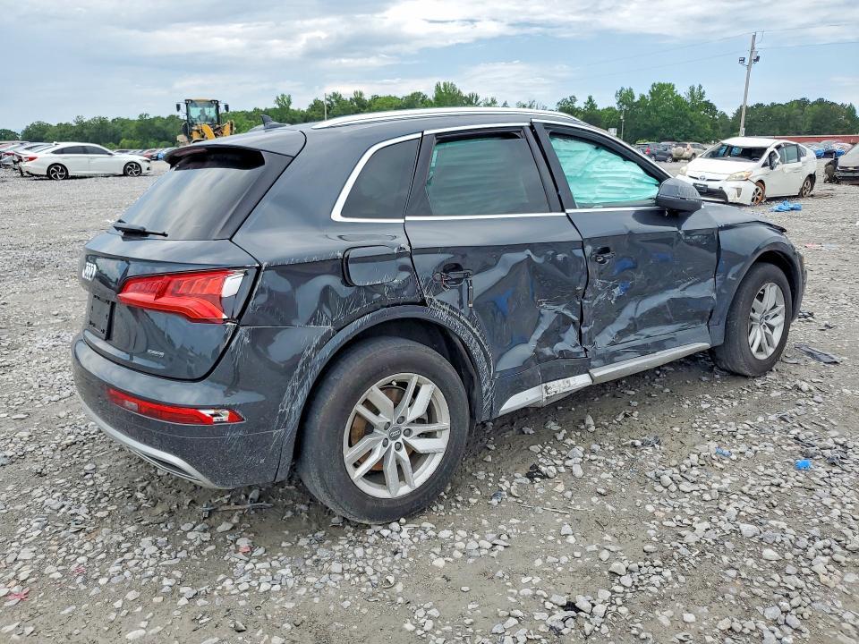 WA1ANAFY4L2070709 2020 AUDI Q5 photo no. 3