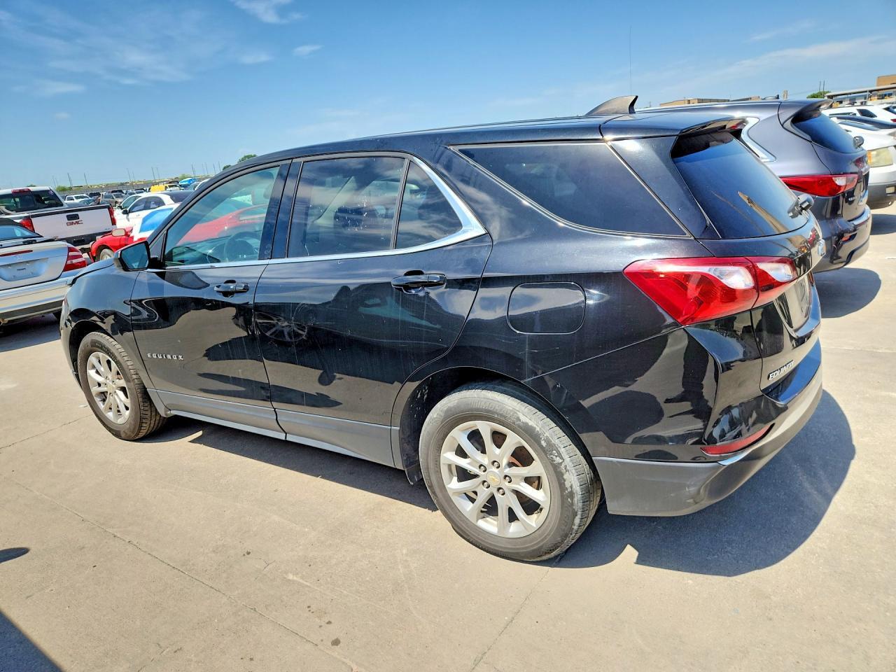 2020 CHEVROLET EQUINOX LT — Фото 2 из 12