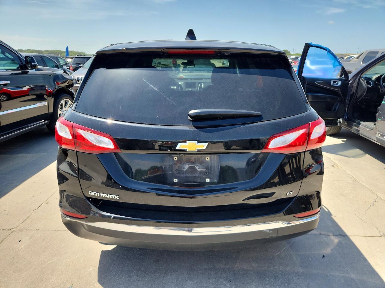 2020 CHEVROLET EQUINOX LT — Фото 6 из 12