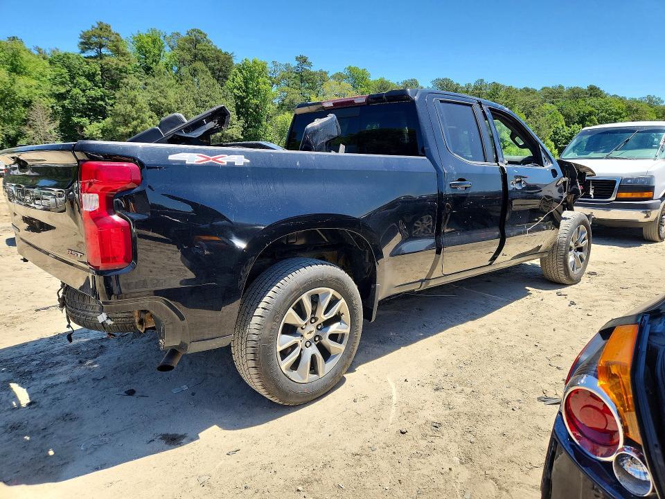 2020 CHEVROLET SILVERADO K1500 RST — Фото 3 из 13