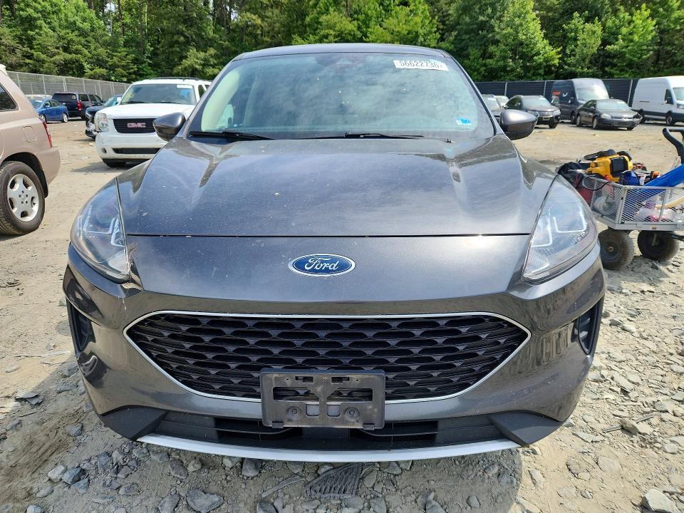 2020 FORD ESCAPE SE — Фото 5 из 13