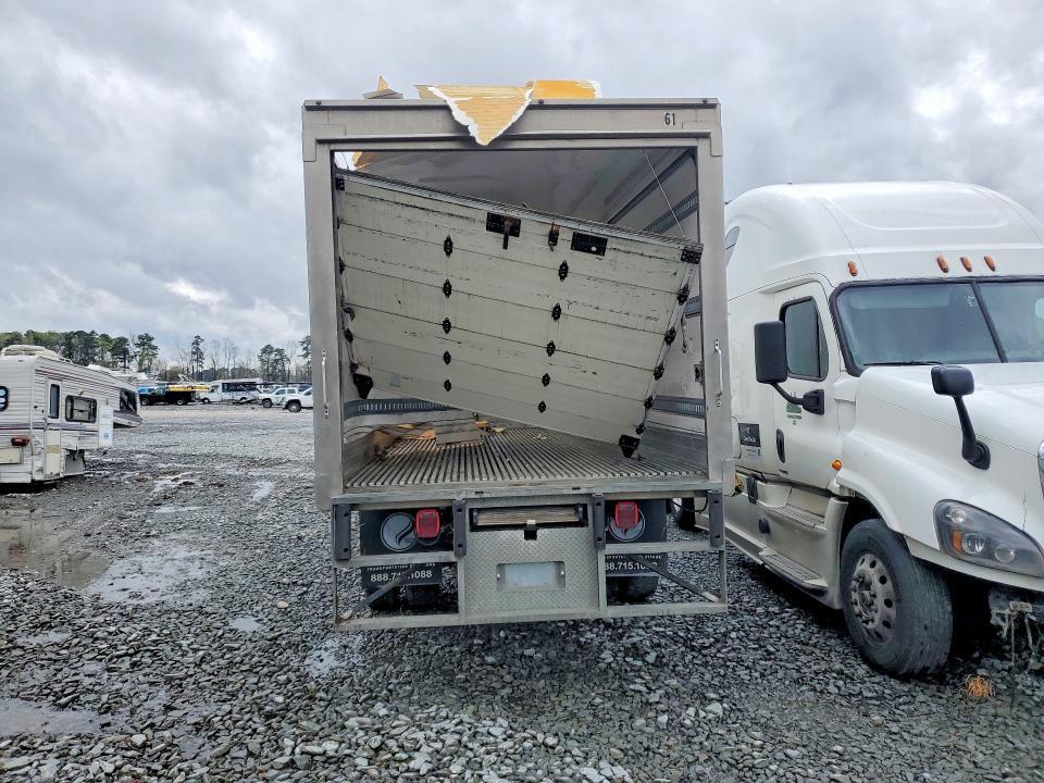 2020 HINO 268A - REFRIGERATED BOX TRUCK — Фото 6 из 12