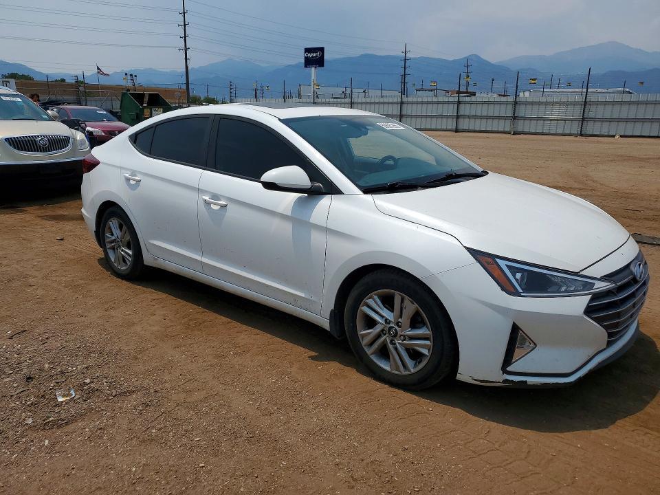 2020 HYUNDAI ELANTRA VALUE EDITION — Фото 4 из 12