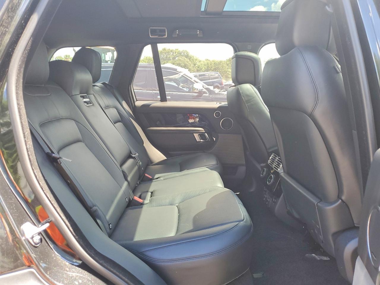 2020 LAND ROVER RANGE ROVER P525 HSE — Фото 11 из 13