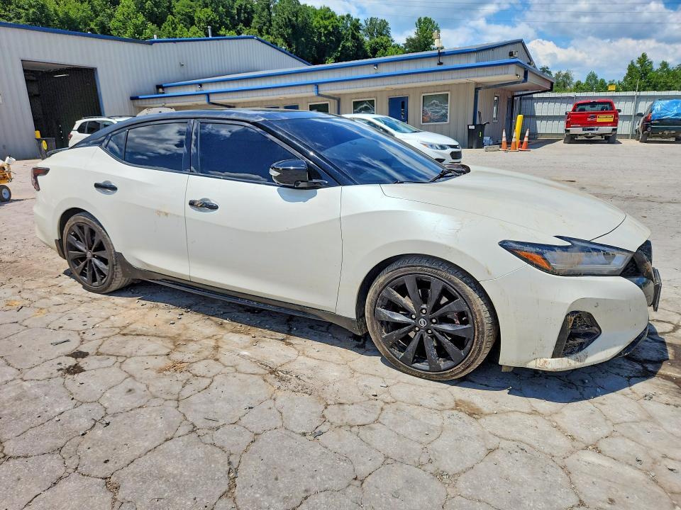 2020 NISSAN MAXIMA SR — Фото 4 из 12