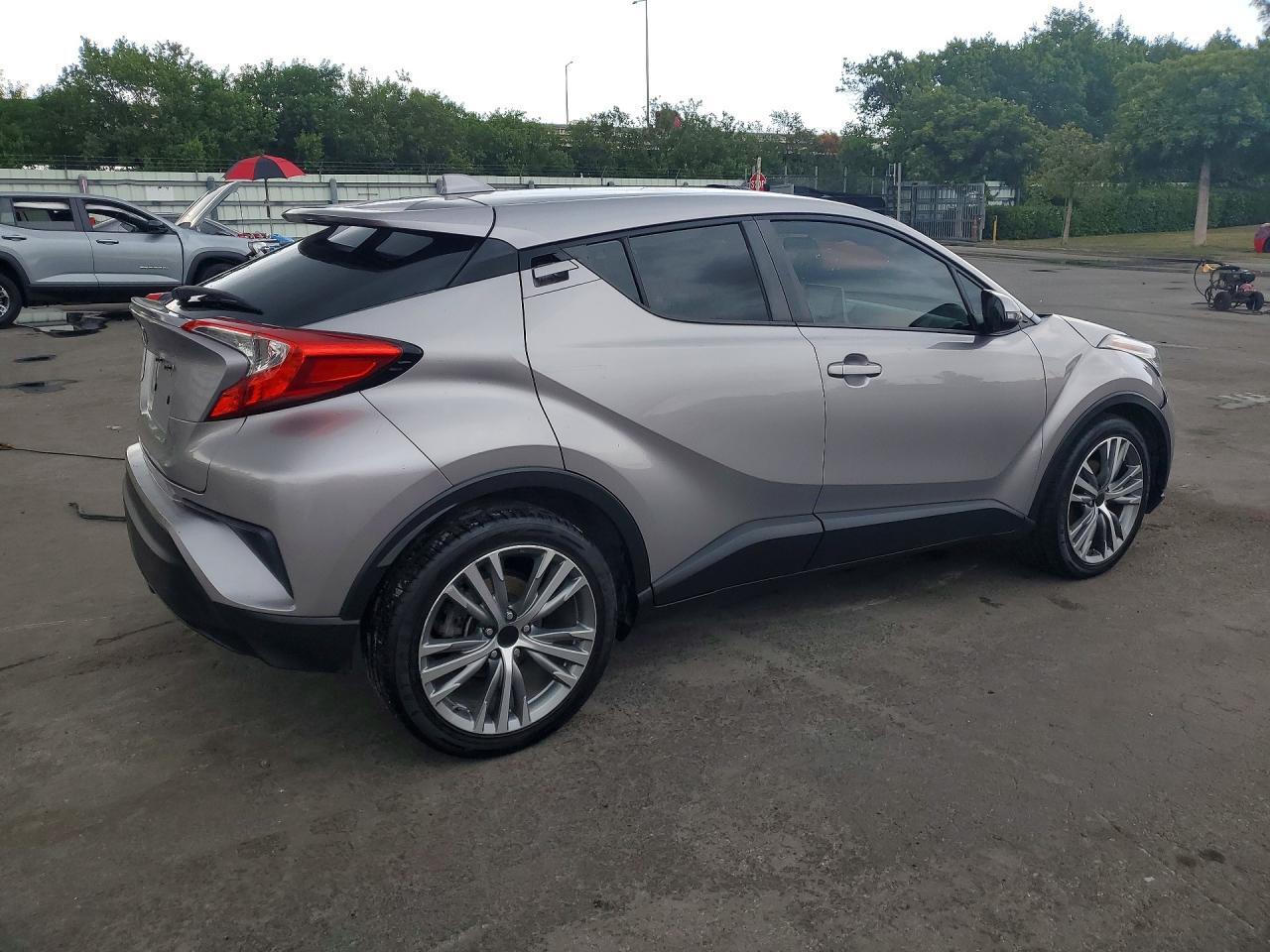 NMTKHMBX9LR106823 2020 TOYOTA C-HR photo no. 3