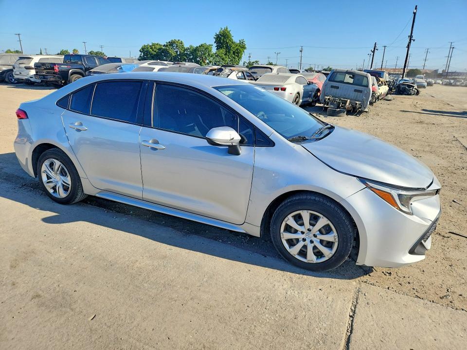 JTDEPRAE9LJ080025 2020 TOYOTA COROLLA photo no. 4