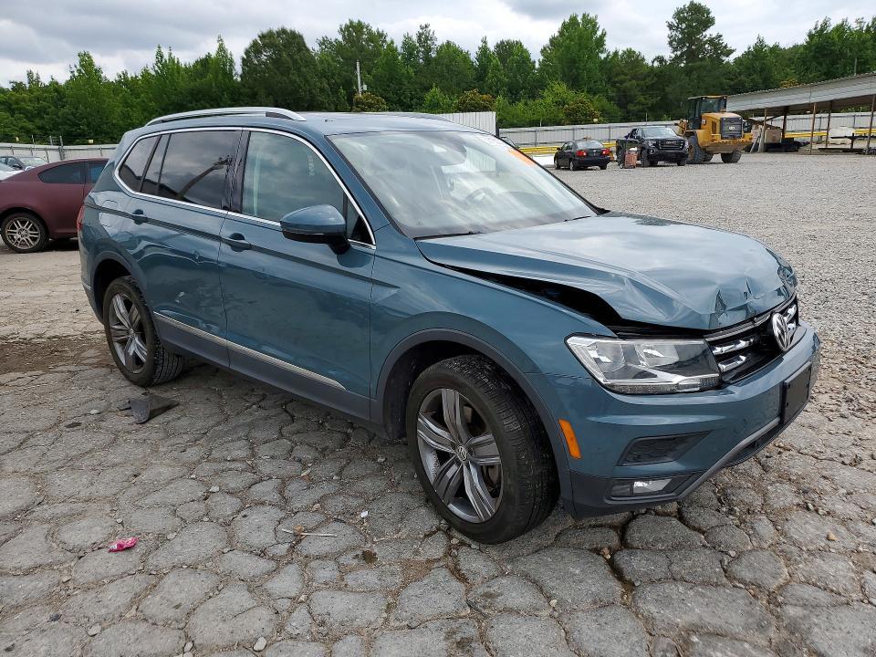 2020 VOLKSWAGEN TIGUAN SE — Фото 4 из 13