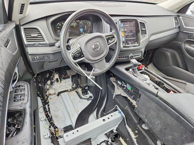 2020 VOLVO XC90 T5 MOMENTUM — Фото 8 из 14