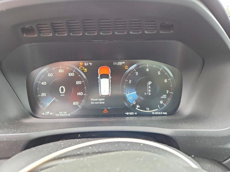 2020 VOLVO XC90 T5 MOMENTUM — Фото 9 из 14