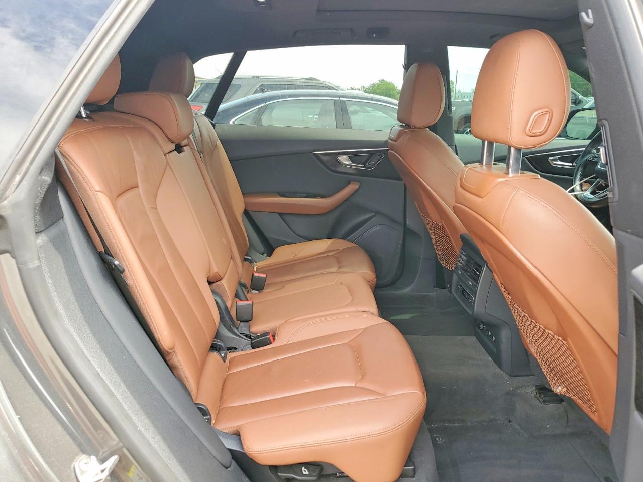 2019 AUDI Q8 PREMIUM — Фото 11 из 13