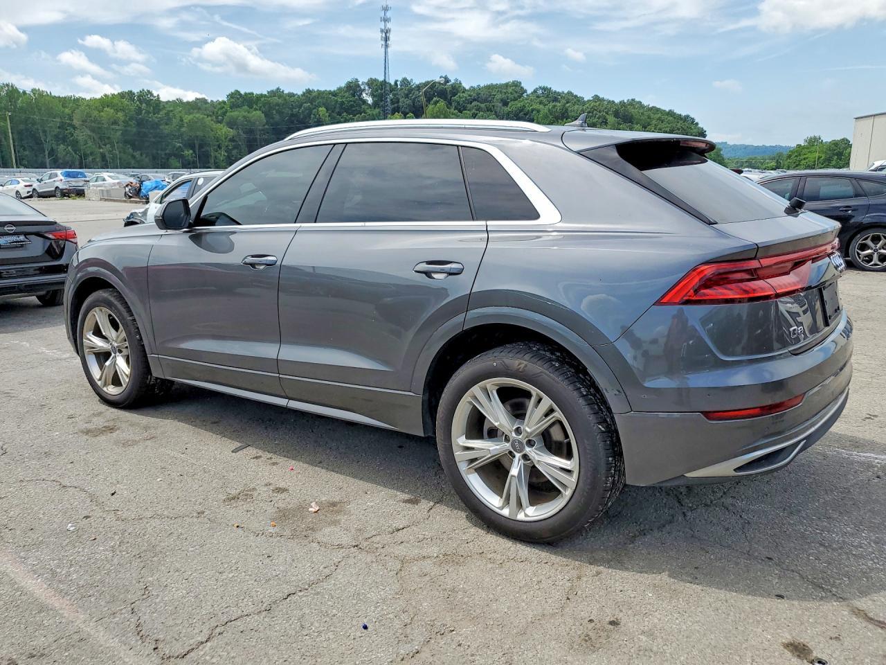 2019 AUDI Q8 PREMIUM — Фото 2 из 13