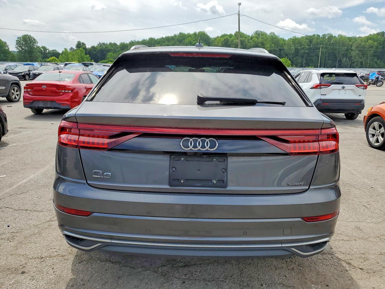 2019 AUDI Q8 PREMIUM — Фото 6 из 13