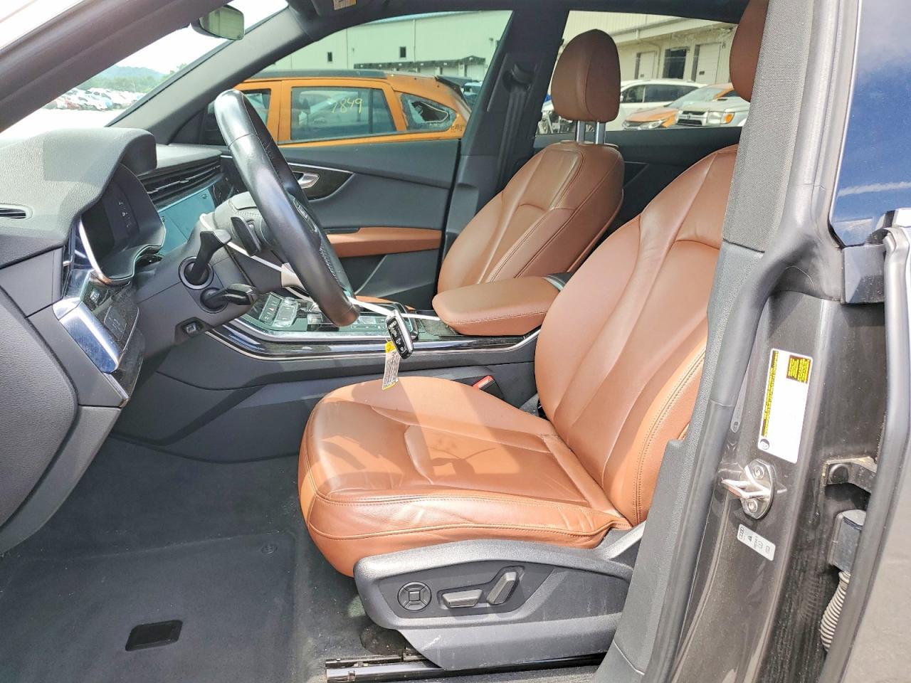 2019 AUDI Q8 PREMIUM — Фото 7 из 13