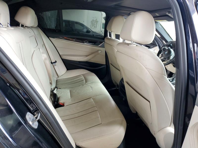 2019 BMW 540 I — Фото 10 из 12