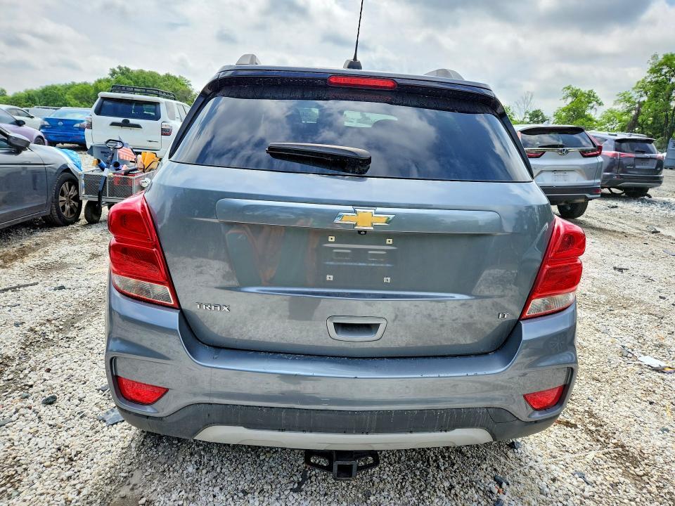 2019 CHEVROLET TRAX 1LT — Фото 6 из 12