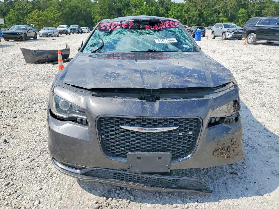 2019 CHRYSLER 300 S — Фото 5 из 13
