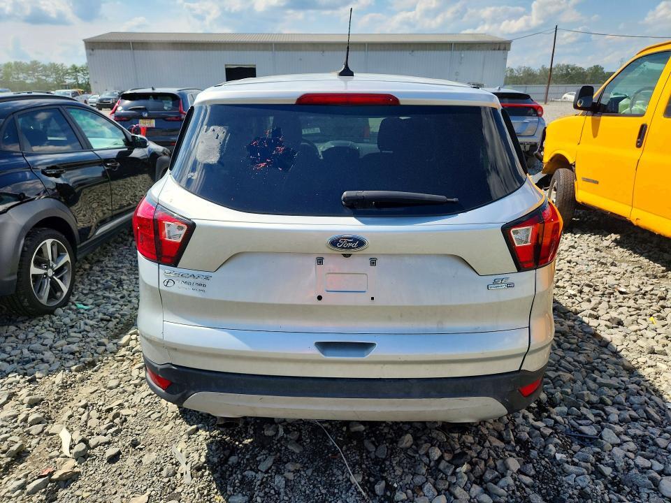 2019 FORD ESCAPE SE — Фото 6 из 13