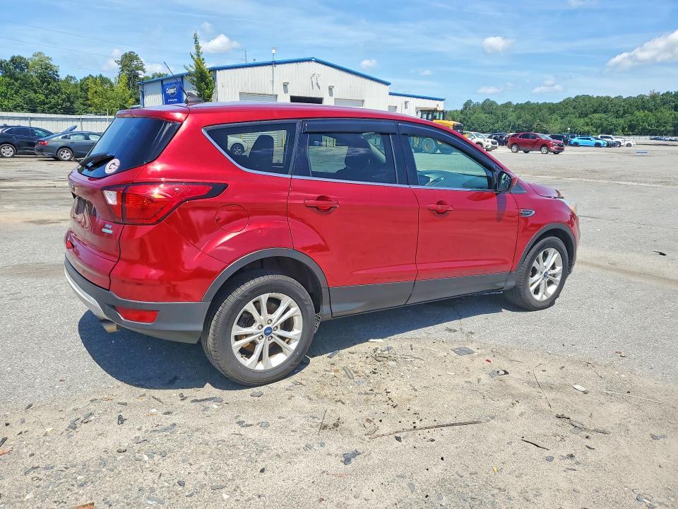 1FMCU0GDXKUB46178 2019 FORD ESCAPE photo no. 3