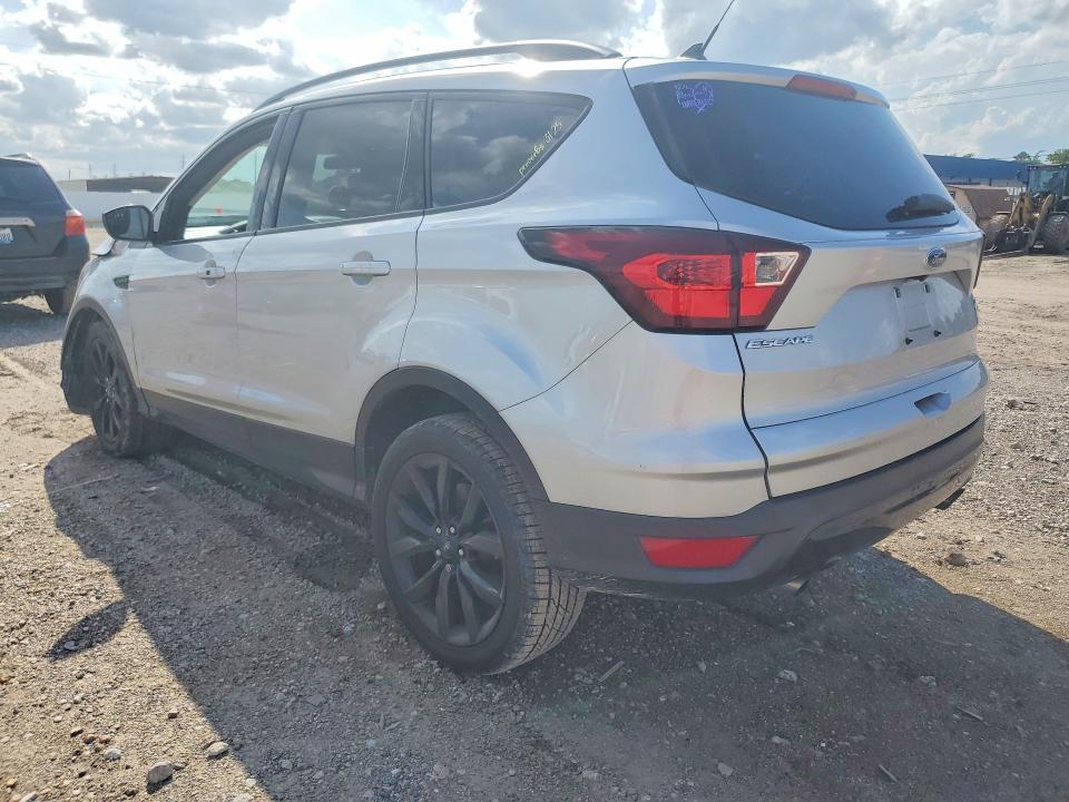 1FMCU0GD5KUC09882 2019 FORD ESCAPE photo no. 2