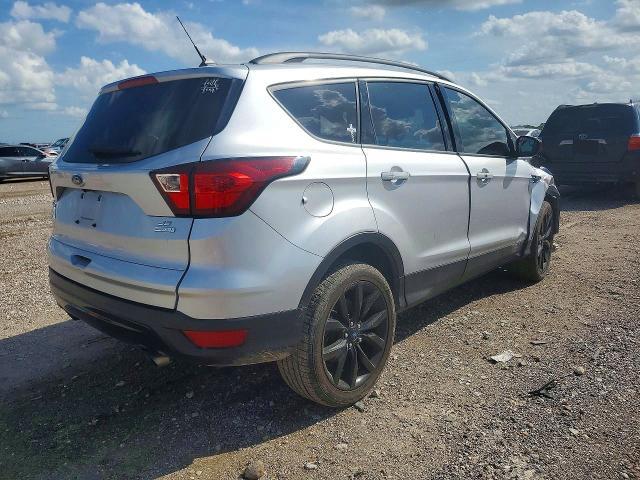 1FMCU0GD5KUC09882 2019 FORD ESCAPE photo no. 3