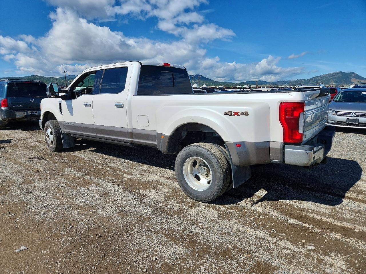 2019 FORD F350 SUPER DUTY — Фото 2 из 12