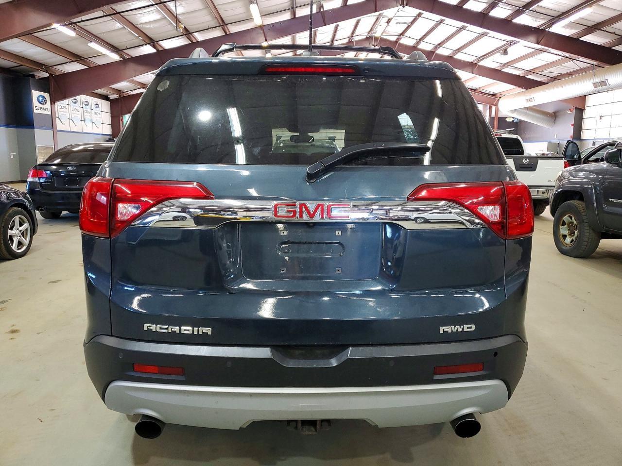 2019 GMC ACADIA SLT-1 — Фото 6 из 13