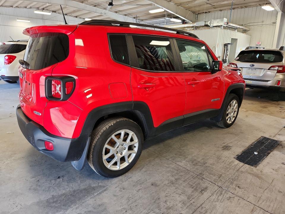 2019 JEEP RENEGADE LATITUDE — Фото 3 из 13