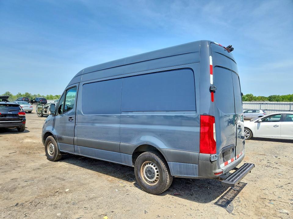 2019 MERCEDES-BENZ SPRINTER 2500/3500 DELIVERY VAN — Фото 2 из 12