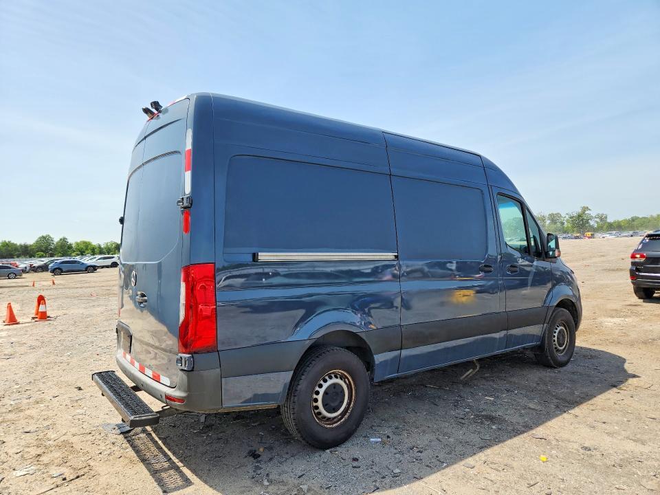 2019 MERCEDES-BENZ SPRINTER 2500/3500 DELIVERY VAN — Фото 3 из 12